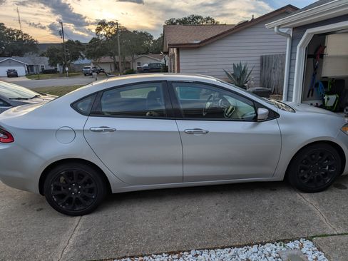 Used 2013 Dodge Dart Limited w/ Technology Group image 5