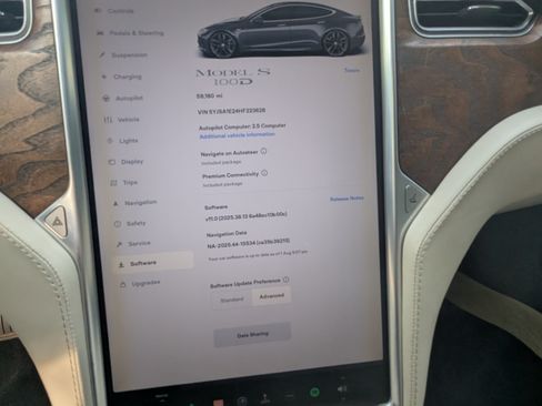 Used 2017 Tesla Model S 100D AWD/4WD image 19