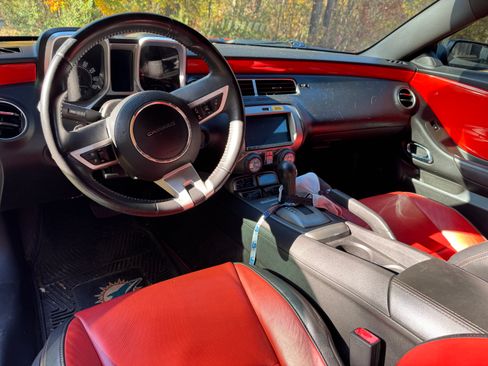 Used 2010 Chevrolet Camaro LT w/ RS Package image 6