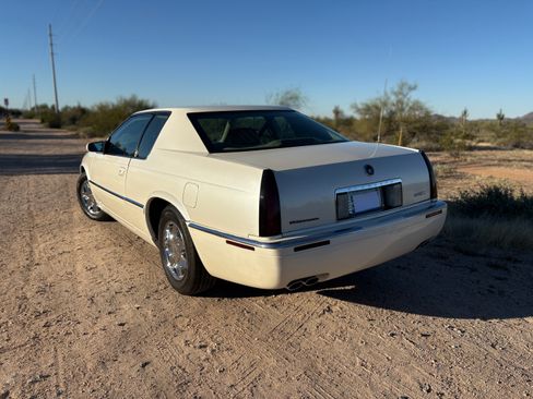 Used 2000 Cadillac Eldorado ESC w/ Comfort/Convenience Pkg image 4