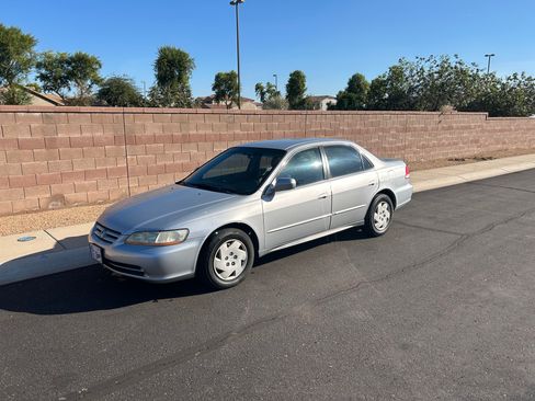 Used 2001 Honda Accord LX image 9