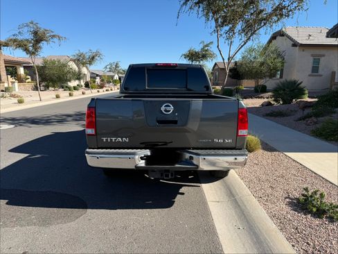Used 2012 Nissan Titan SV w/ SV Premium Utility Pkg image 8