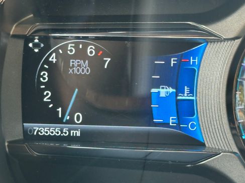 Used 2014 Ford Taurus Limited w/ Equipment Group 301A FWD image 10