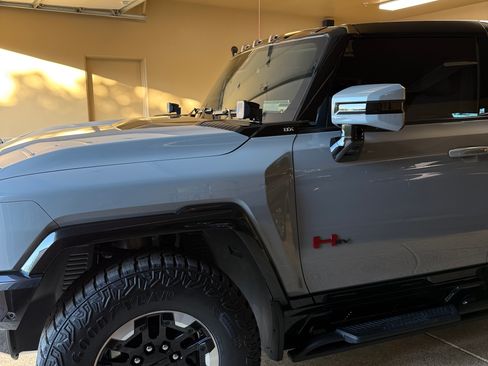 Used 2024 GMC Hummer EV 3X w/ Extreme Off-Road Package AWD/4WD image 5