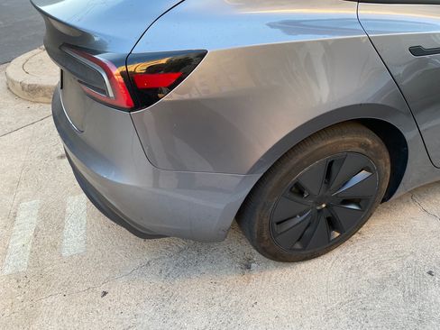 Used 2025 Tesla Model 3 Long Range RWD image 5