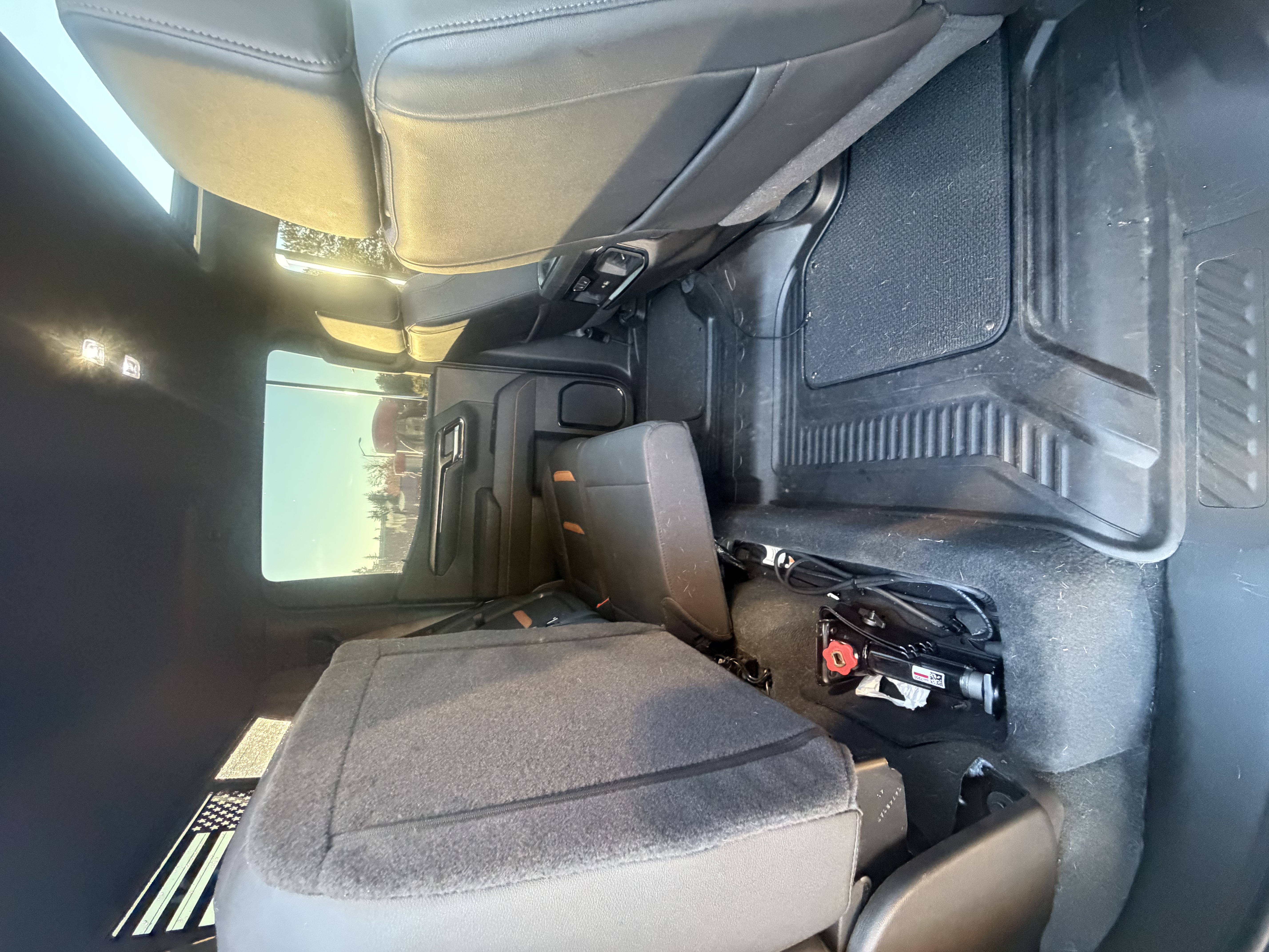 Used 2025 GMC Sierra 1500 AT4 w/ AT4 Premium Package AWD/4WD image 13