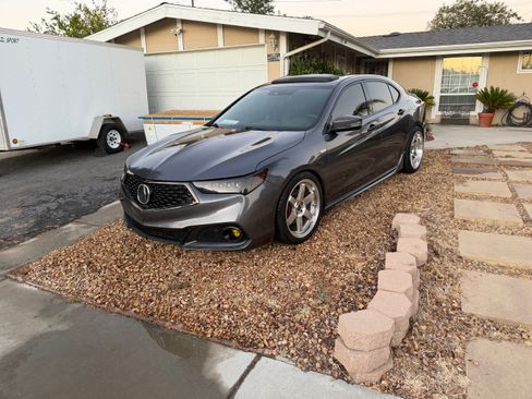 Used 2018 Acura TLX V6 w/ Technology & A-SPEC Pkg AWD/4WD image 12