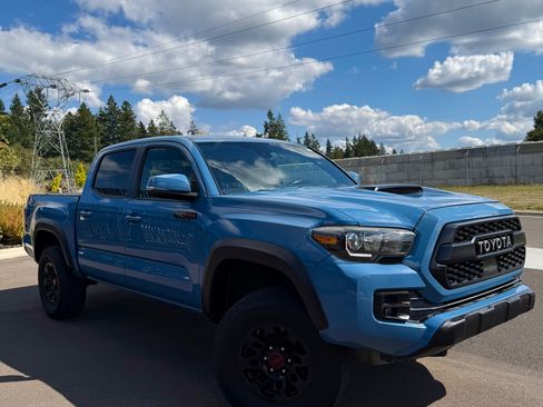 Used 2018 Toyota Tacoma TRD Pro AWD/4WD image 1