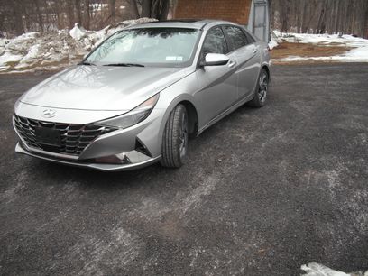 Used 2021 Hyundai Elantra Limited w/ Cargo Package