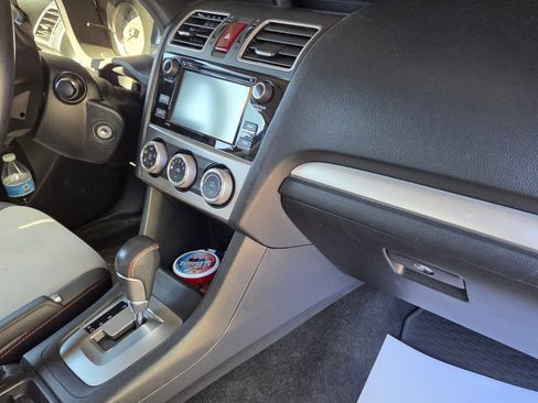 Used 2016 Subaru Crosstrek 2.0i Premium image 12