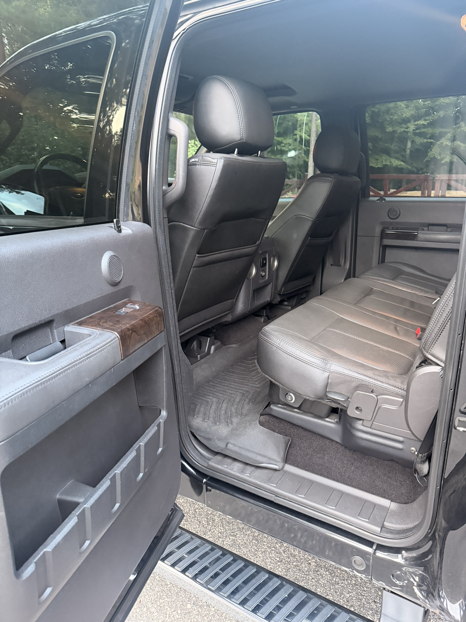 Used 2015 Ford F350 Platinum AWD/4WD image 8