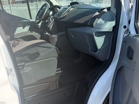 Used 2019 Ford Transit 350 XLT RWD image 2