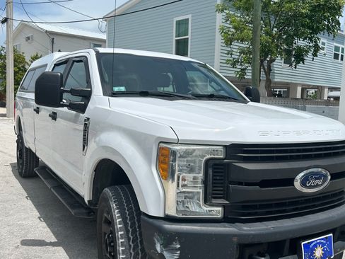 Used 2017 Ford F250 XL AWD/4WD image 9