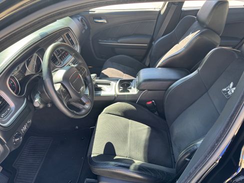 Used 2019 Dodge Charger Scat Pack w/ Plus Group RWD image 9