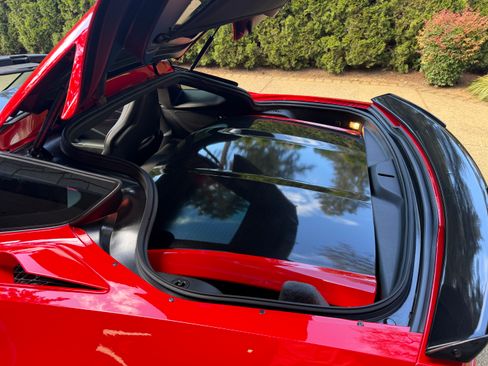 Used 2018 Chevrolet Corvette Grand Sport RWD image 27