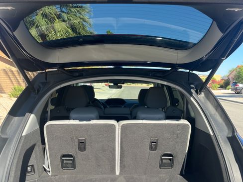 Used 2017 Acura MDX SH-AWD w/ Technology Package image 11