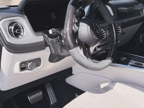 Used 2025 Mercedes-Benz G 63 AMG 4MATIC image 14