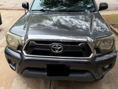 Used 2014 Toyota Tacoma PreRunner w/ SR5 Package