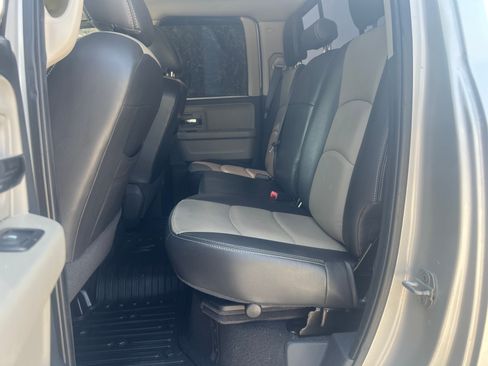 Used 2011 RAM 1500 Big Horn RWD image 12