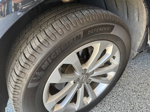 Used 2013 Audi Q5 2.0T Premium Plus AWD/4WD image 12