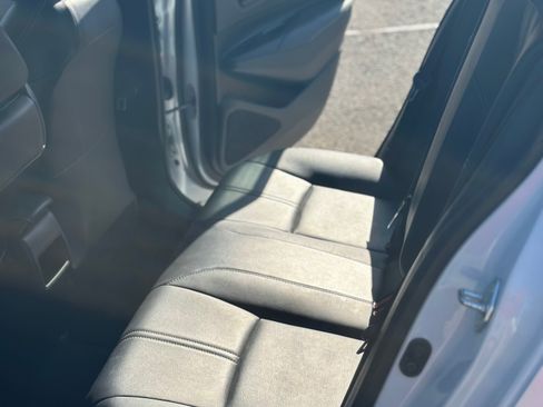 Used 2022 Toyota Corolla LE image 13