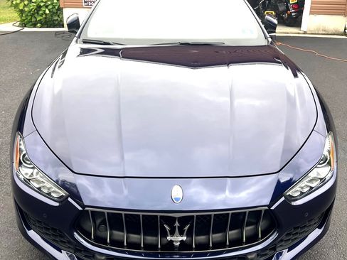 Used 2018 Maserati Ghibli S image 2