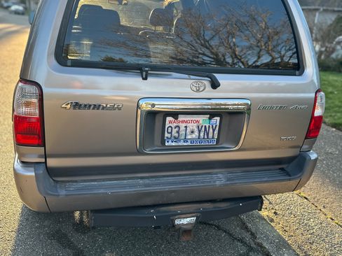 Used 2002 Toyota 4Runner Limited image 5