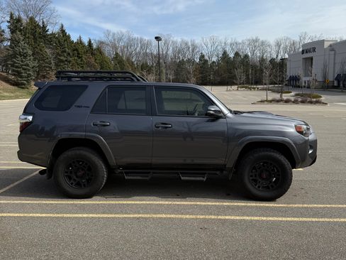 Used 2023 Toyota 4Runner TRD Pro image 2