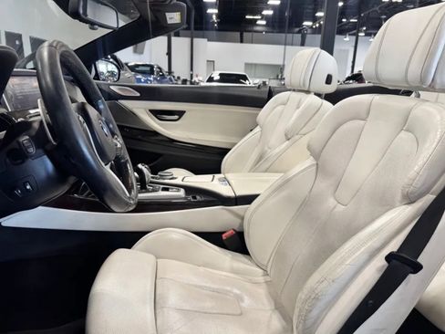 Used 2015 BMW M6 Convertible RWD image 6