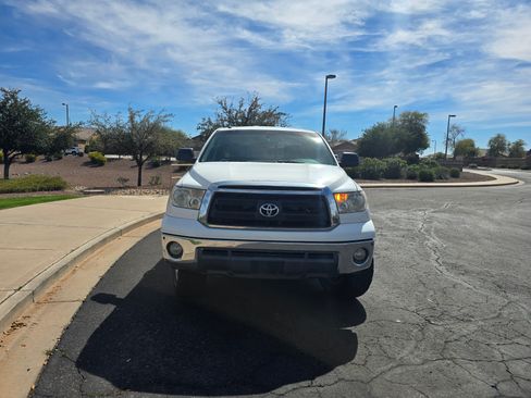 Used 2011 Toyota Tundra 4x4 Double Cab w/ TRD Off-Road Pkg image 18