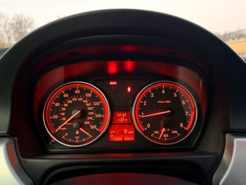 Used 2009 BMW 335i xDrive 335i xDrive Sedan 4D image 24