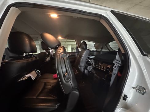 Used 2013 INFINITI JX35 FWD w/ Premium Pkg image 15