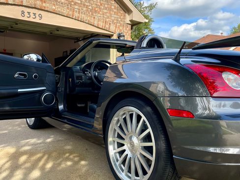 Used 2005 Chrysler Crossfire SRT-6 image 25