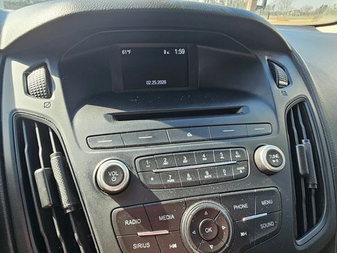 Used 2017 Ford Focus SE image 13