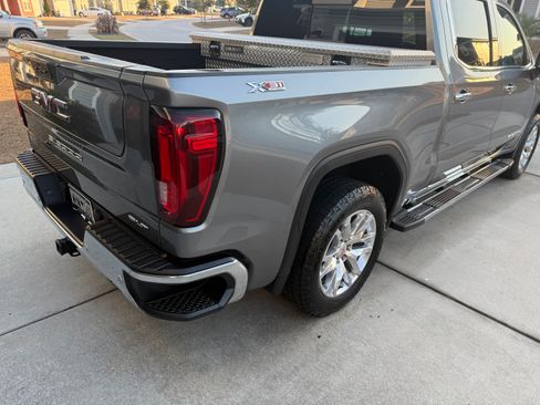 Used 2021 GMC Sierra 1500 SLT w/ SLT Premium Plus Package image 12