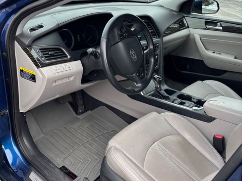 Used 2016 Hyundai Sonata Limited w/ Option Group 04 image 10