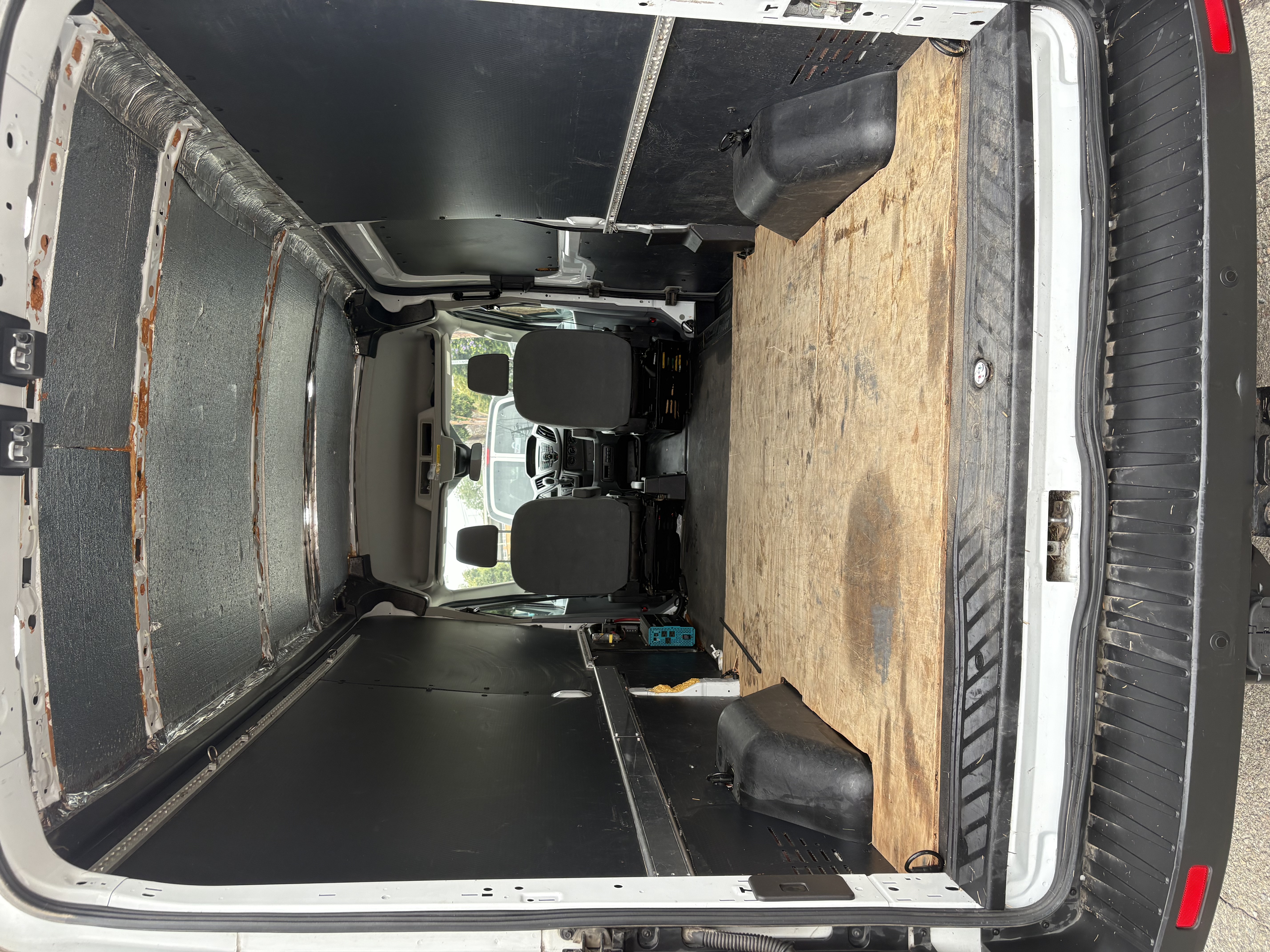 Used 2019 Ford Transit 250 148 Medium Roof w/ Interior Upgrade Package RWD image 11