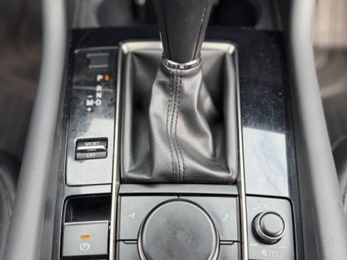 Used 2021 MAZDA MAZDA3 s image 12