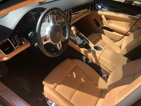 Used 2016 Porsche Panamera 4 Edition AWD/4WD image 6