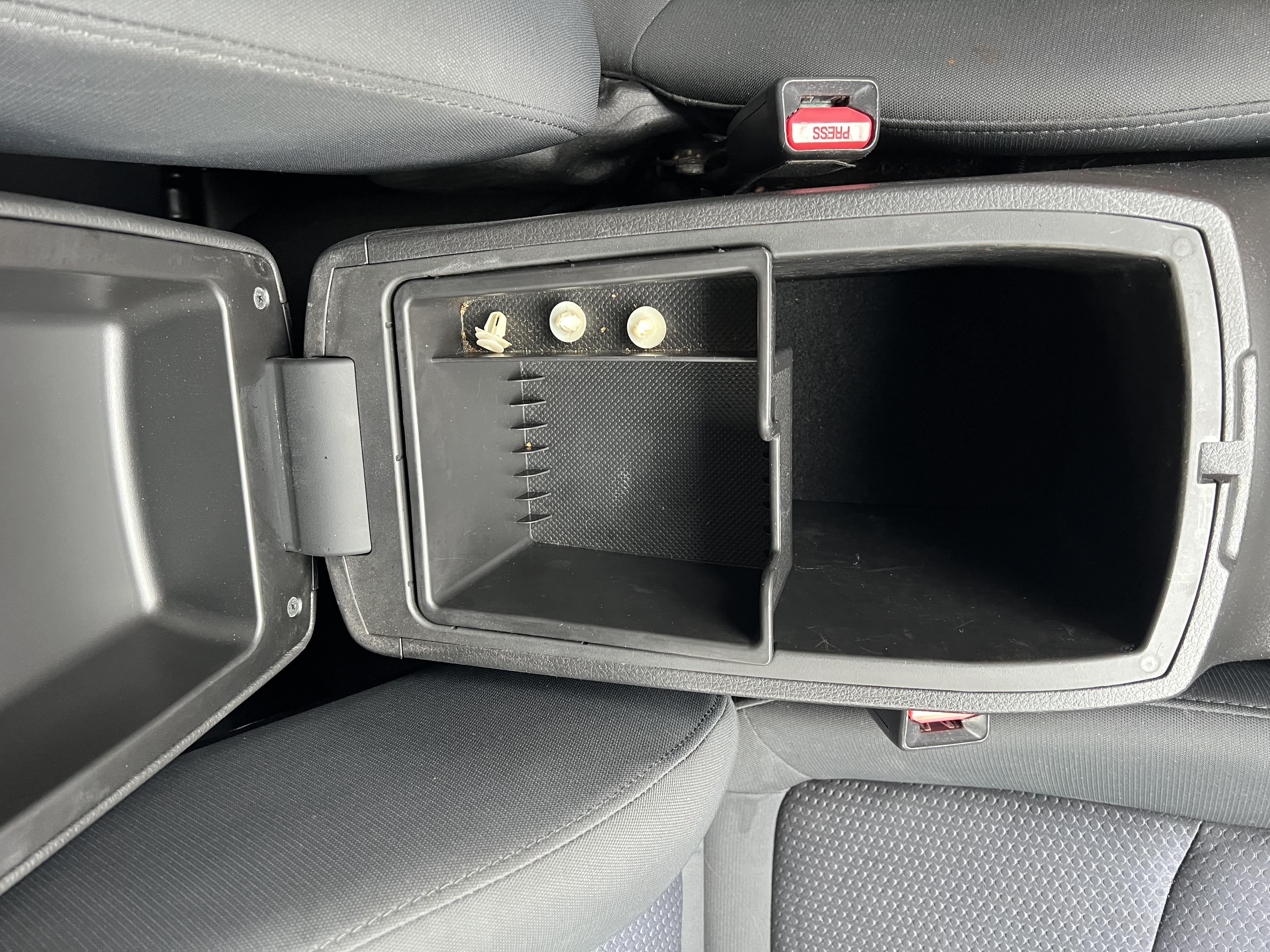 Used 2012 Kia Sorento FWD image 12