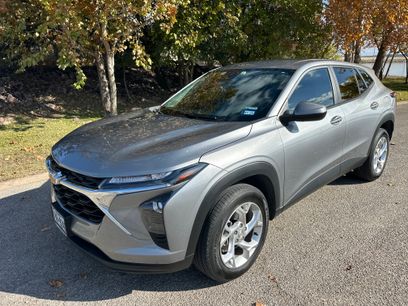 Used 2024 Chevrolet Trax LS w/ LS Convenience Package