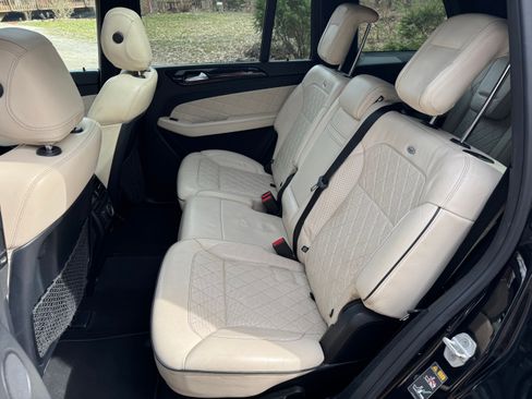 Used 2016 Mercedes-Benz GL 450 4MATIC image 15