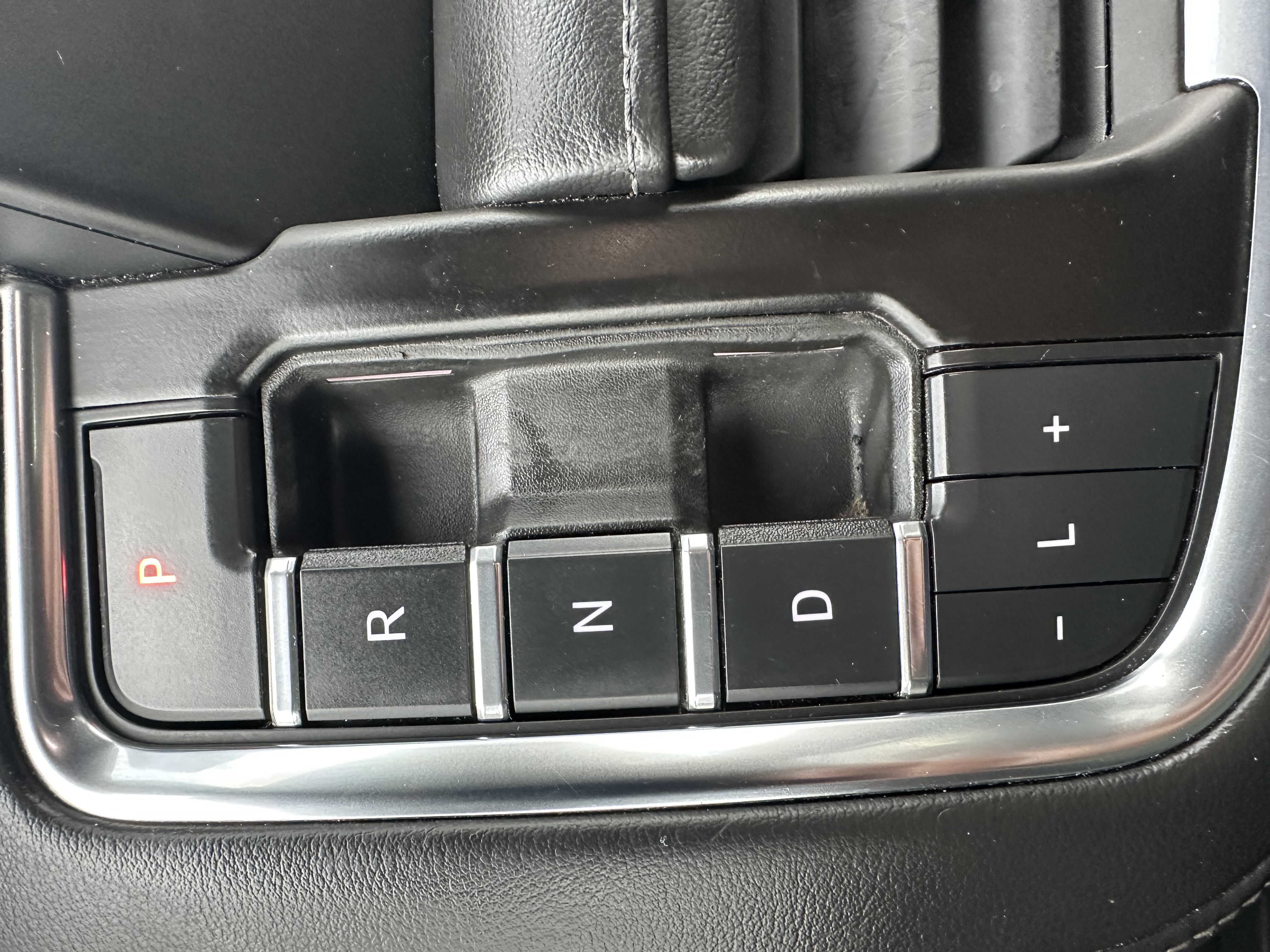 Used 2022 Chevrolet Tahoe 2WD w/ Remote Keyless Entry Package image 14