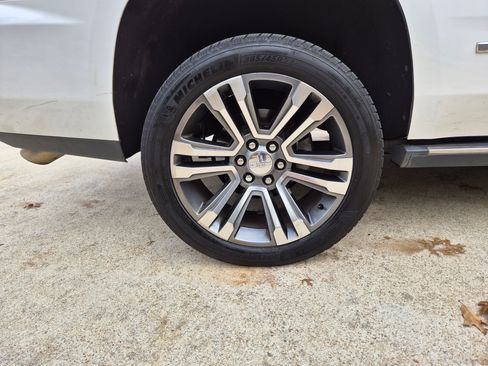 Used 2017 GMC Yukon Denali w/ Open Road Package image 6