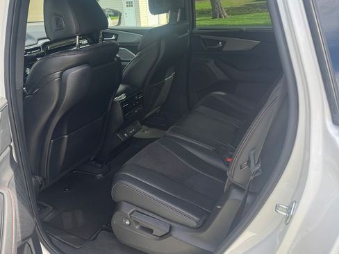 Used 2023 Acura MDX A-Spec AWD/4WD image 6