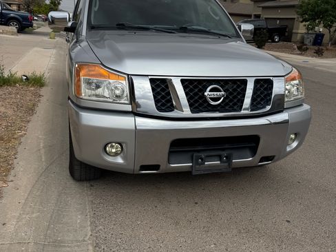 Used 2010 Nissan Titan SE w/ SE Popular Equipment Pkg RWD image 1