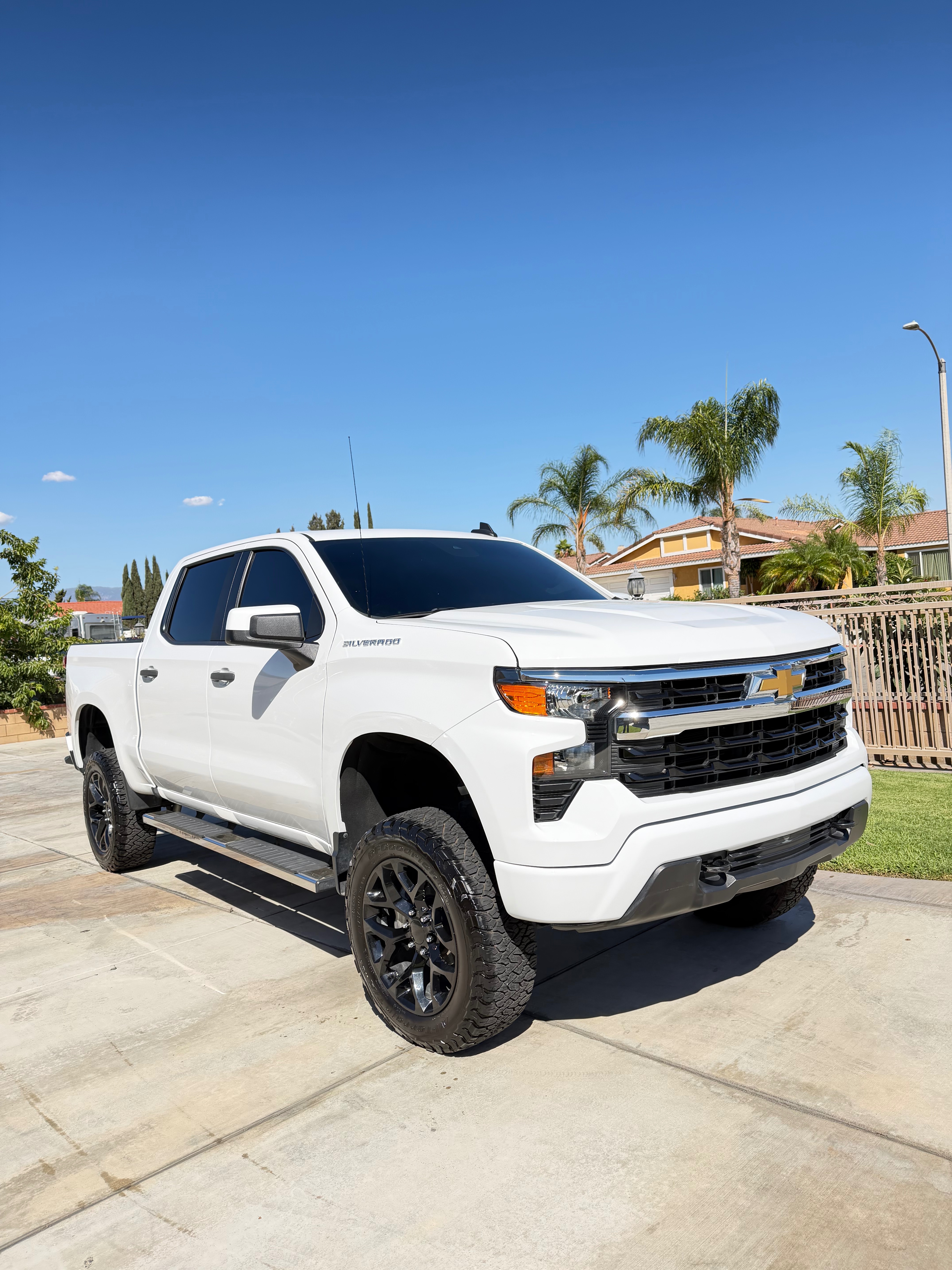 Used 2022 Chevrolet Silverado 1500 Custom RWD image 1