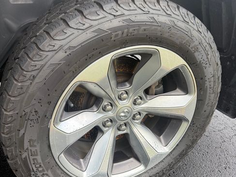 Used 2020 RAM 1500 Limited image 20