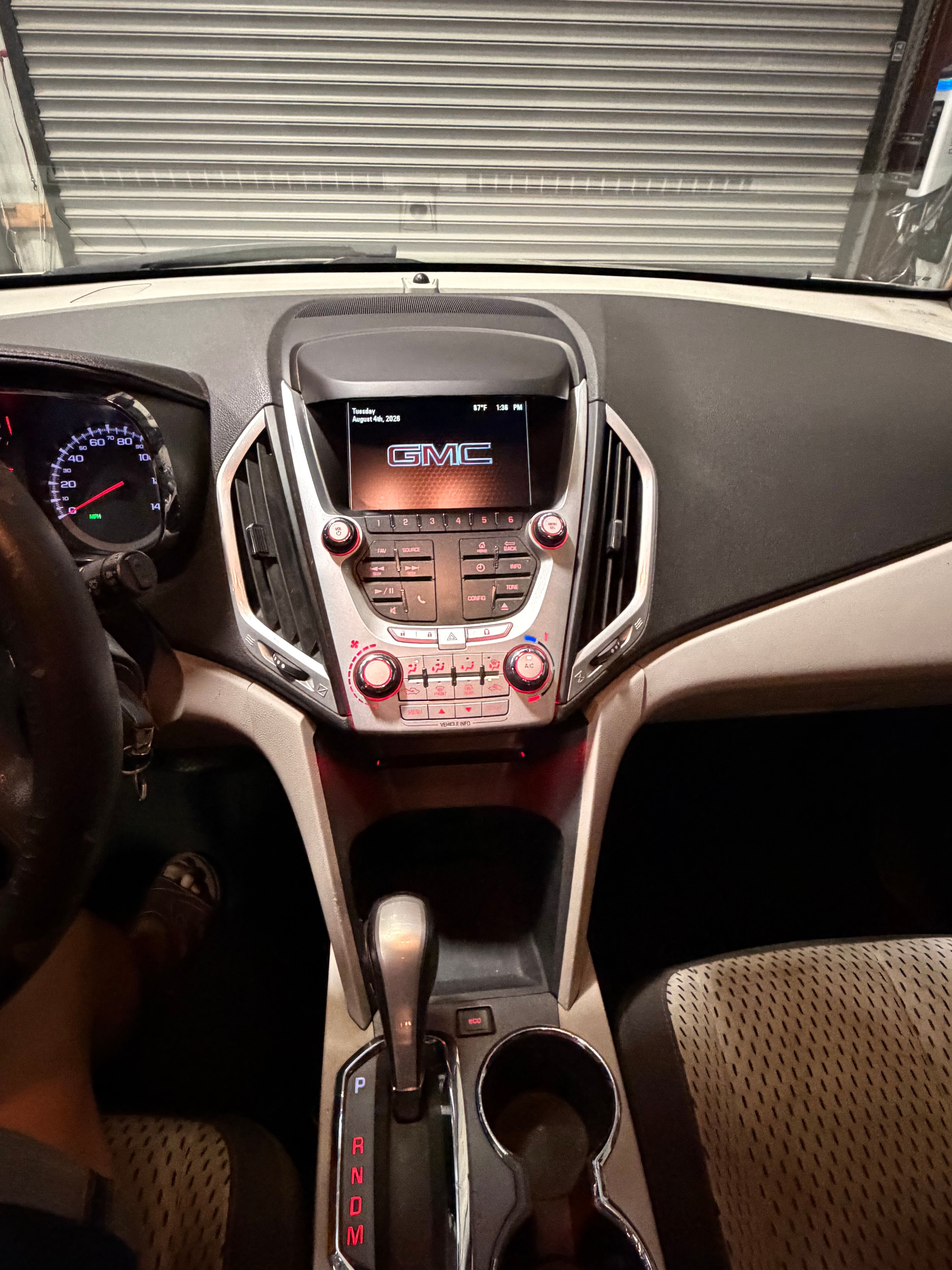 Used 2014 GMC Terrain SLE FWD image 19