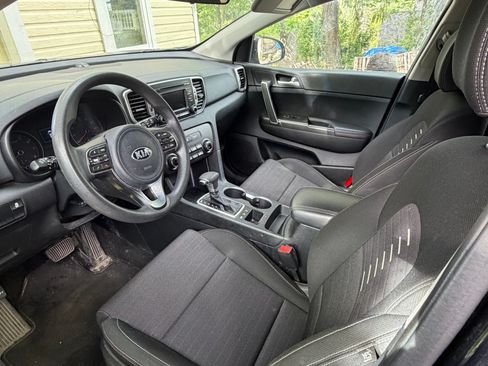 Used 2018 Kia Sportage LX AWD/4WD image 5